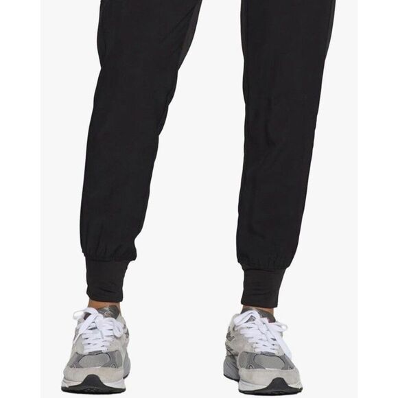 Scrub Jogger Pants Tapered Leg High Rise - Picture 3 of 5